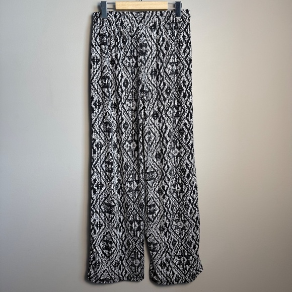 St. Tropez Pull-On Stretchy Wide Leg Pants Black + White Festival Aztec M - Picture 5 of 12